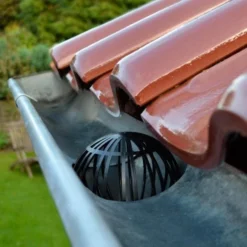 Dakgoot Bladvangers Tegen Verstopte Afvoerpijpen - Set Van 2 Stuks -Exporteren Plant Pracht Winkel dakgootbeschermers 1484066306 3 600