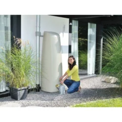 Regenton Elegance Muurmodel 400 Liter - Zandkleur 3 Regenton Elegance Muurmodel 400 Liter - Zandkleur -Exporteren Plant Pracht Winkel regenton elegance 400l zand kraantje 1556803825 600