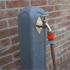 Waterzuil Met Kraan En Aansluiting - Grijs -Exporteren Plant Pracht Winkel tuinpaal met waterkraan 1498043411 1 600